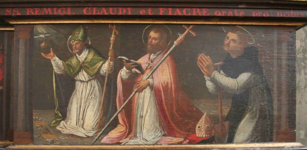 Saint Fiacre, patron des jardiniers, en compagnie de saint Claude et saint Rémi. Détail de la prédelle du retable de Claude Bassot. Chapelle Saint Roch de Saint-Dié. 