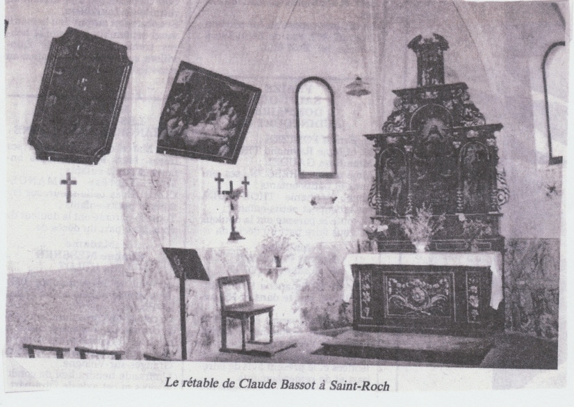 Chapelle Saint-Roch avec un des 3 tableaux disparus. Document fourni par Mme Annie Boulanger. Source non connue.