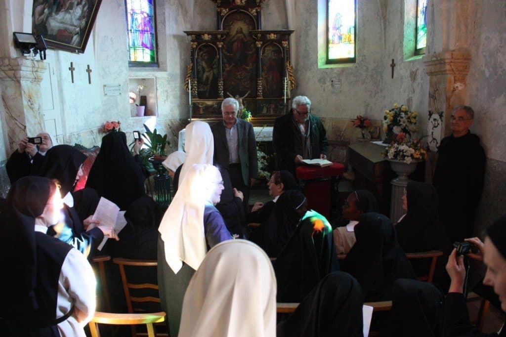 Photo des Bénédictines dans la chapelle Saint-Roch le 12 mars 2016